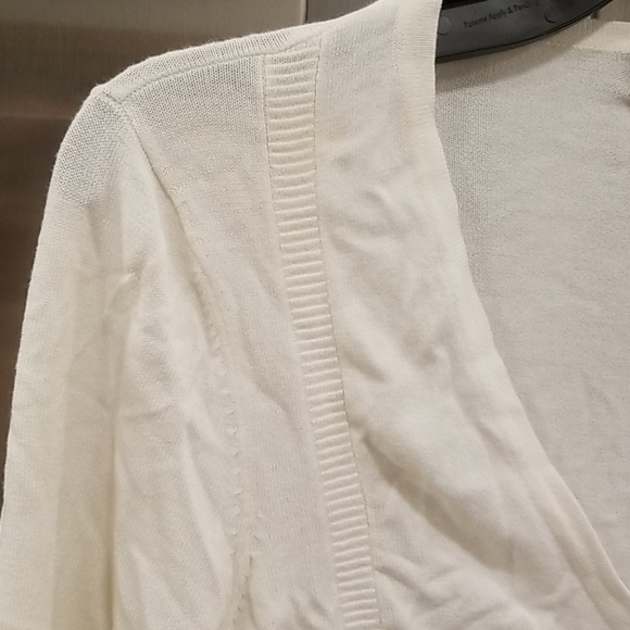 💕MEXX💕 White Button Down Cardigan Sweater - Picture 3 of 5